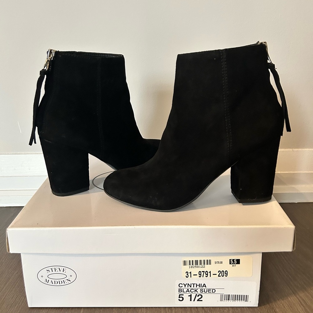 Women’s Steve Madden Suede Boots
